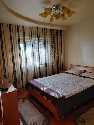 Apartament 3 camere decomandat, 73,30mp, zona Craiovita Noua - imagine 2