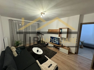 Apartament de 2 camere, 62mp, decomadat, parcare, Zona Maurer