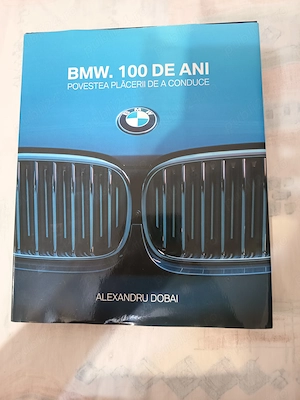 Carte de colecție BMW 100 de ani, cu autograf 