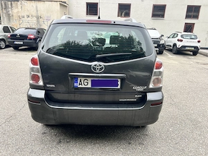 Toyota Corolla Verso 7 locuri - imagine 5