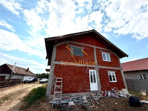 CASA CU ETAJ | TEREN 1439 MP | ZONA INAND | BIHOR - imagine 15