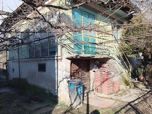Casa de vanzare in orasul Pucioasa - imagine 2