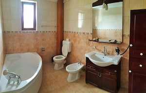 Cazare cu piscina - LOCATIE EVENIMENTE - 30km de Bucuresti - sejur, tranzit Grecia Bulgaria  - imagine 2