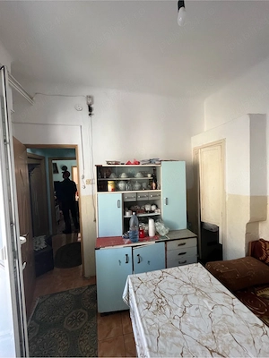 Centru apartament in vila - imagine 9