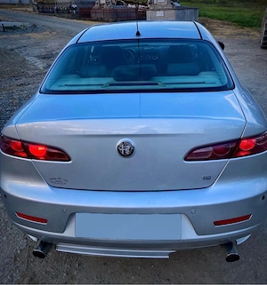Alfa Romeo 159 - 1.9 JTDm 8v - imagine 3