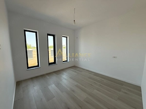 Casa individuala parter ~ 4 camere 2 bai ~350mp teren ~ - imagine 6