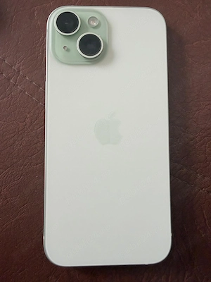 Vand telefon iphone 15