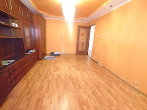 Apartament 3 camere cf 1 decomandat  - imagine 3
