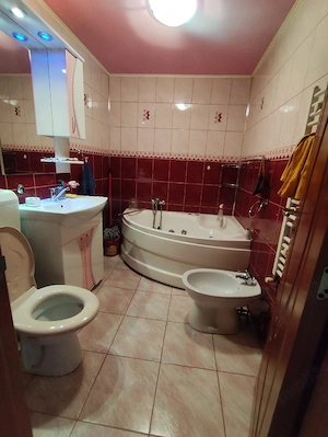 Apartament 3 camere cf 1 decomandat  - imagine 8