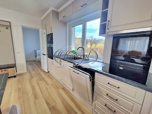 Apartament la casa cu 4 camere in Borhanci - imagine 3