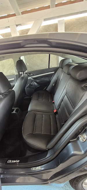 Skoda Octavia 1.6 Tdi GreenLine  - imagine 7