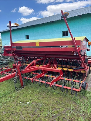  Semanatoare paioase Vaderstad
