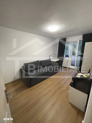 Garsoniera, 25 mp, decomandata, Zona Shopping City