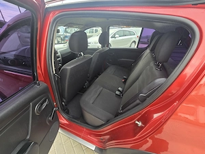 Dacia sandero stepway 1,6 benzina, 87 cp, euro 5,  benzina, euro 5 - imagine 14