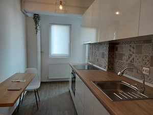 2 camere decomandat , centrlala proprie, loc parcare subteran! - imagine 3