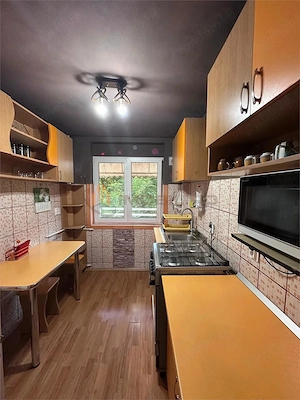 Apartament 3 camere Podu Ros - imagine 5