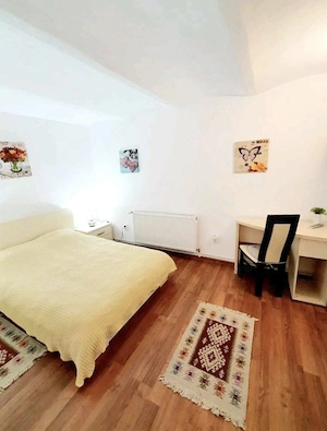 Brasov, doua unitati de cazare in Centrul Istoric. - imagine 4