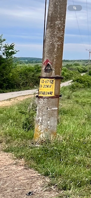Vand teren in Lipova (Baile Lipova) 52,1 ha, curent 20 kv, drum betonat  - imagine 10