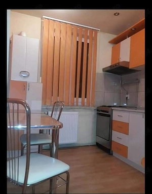 Vand apartament 2 camere - imagine 6