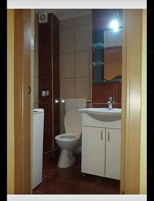 Vand apartament 2 camere - imagine 5
