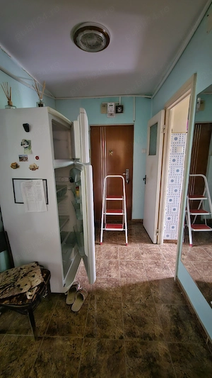 Vând apartament cu 3 camere, 4 4, Antiaeriană - imagine 8
