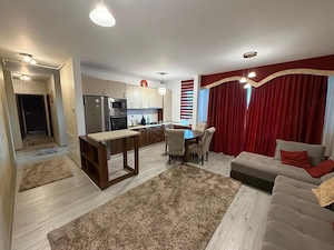 Apartament 3 camere  Complexul Iris Aradului 