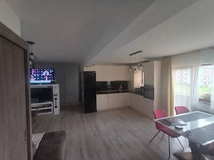 Apartament 3 camere de vânzare str.Sub Cetate Florești  - imagine 4