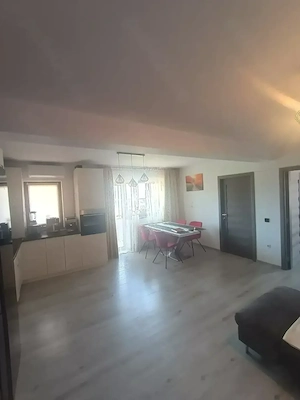 Apartament 3 camere de vânzare str.Sub Cetate Florești  - imagine 5