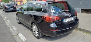 Opel Astra J 1.7 CDTI - imagine 4