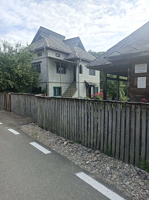 CASĂ + 3,5 ha TEREN lângă Mănăstirea Strâmtura, Valea Izei, Maramureș - imagine 4
