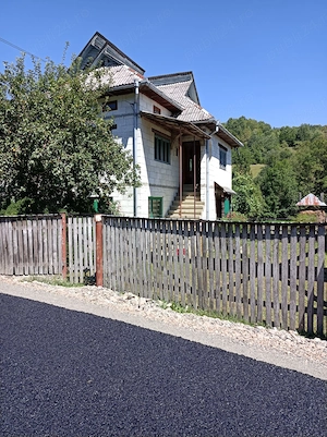 CASĂ + 3,5 ha TEREN lângă Mănăstirea Strâmtura, Valea Izei, Maramureș - imagine 8
