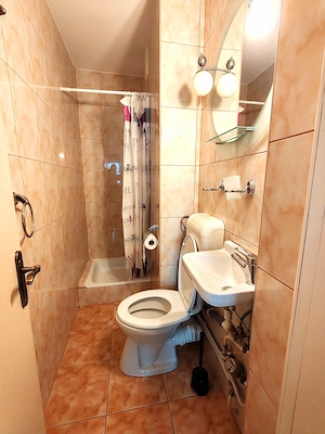 Apartament 3 camere Ultracentral-Pitesti, centrala proprie, mobilat și utilat - imagine 9