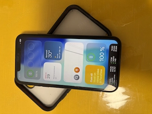 iPhone 11 negru - imagine 2