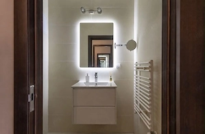 De vanzare apartament cu 3 camere, transformat in 2 camere, zona Rebreanu-P-ta Doina, bloc 2015 - imagine 4