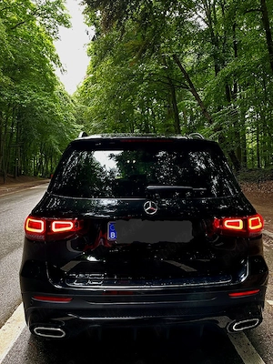 Mercedes-Benz GLB 200d AMG Line Premium Plus | 2023 | 7 locuri | 57.000 km | 1 Proprietar - imagine 5