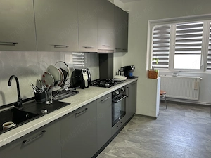Vand apart.2 cam.decom,st.71 ,p,situat Miorita,ultramodern,etaj 6 din 8,cu centrala pe gaz. - imagine 2