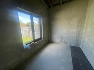 Casa 130 mp utili, teren 800 mp, hala 40 mp si vulcanizare, Mischii - imagine 13