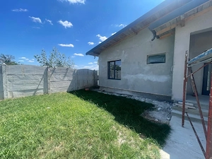 Casa 130 mp utili, teren 800 mp, hala 40 mp si vulcanizare, Mischii - imagine 3