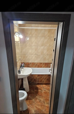 Vand apart.2 cam.decom,st.71 ,p,situat Miorita,ultramodern,etaj 6 din 8,cu centrala pe gaz. - imagine 10