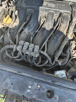 Motor megane 2 16v 1.6 benzină  - imagine 2