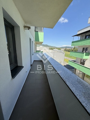 Apartament 2 camere zona Mall - imagine 8