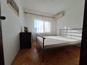 Apartament spatios - 3 camere - 2 bai - 67 mp - zona Lipovei - imagine 13