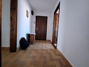 Apartament spatios - 3 camere - 2 bai - 67 mp - zona Lipovei - imagine 20