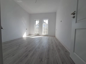 Casa individuala in Sanandrei-70 mp-3 camere-toate utilitatile-strada asfaltata - imagine 11