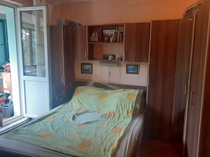 Apartament 3 cam. cf.1 semidecomandat, in Zona Hipodrom, mobilat si utilat asa cum se vede in poze. - imagine 11