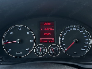 Volkswagen Golf V 1.9 TDI - imagine 4