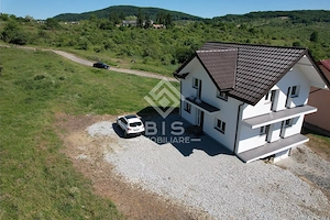 Vilă S+P+M de Vânzare | Bistrița, Zona DN17C (lângă Pico Verde) - imagine 3