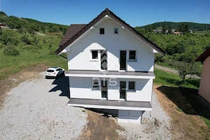 Vilă S+P+M de Vânzare | Bistrița, Zona DN17C (lângă Pico Verde) - imagine 4