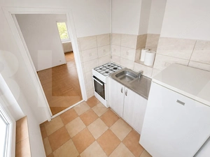 Apartament 3 camere, 42 mp, zona Sagului - imagine 4