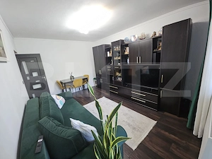 Apartament 3 camere, 56 mp, zona Podul Ros  - imagine 2